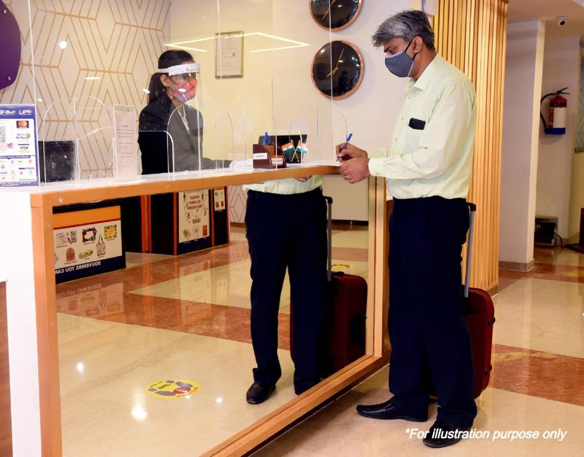 Hotel O R Square Inn Haiderabad Buitenkant foto