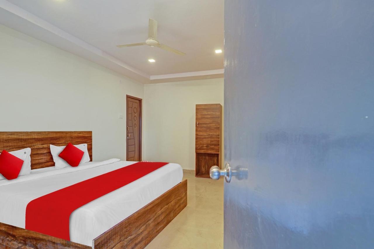 Hotel O R Square Inn Haiderabad Buitenkant foto