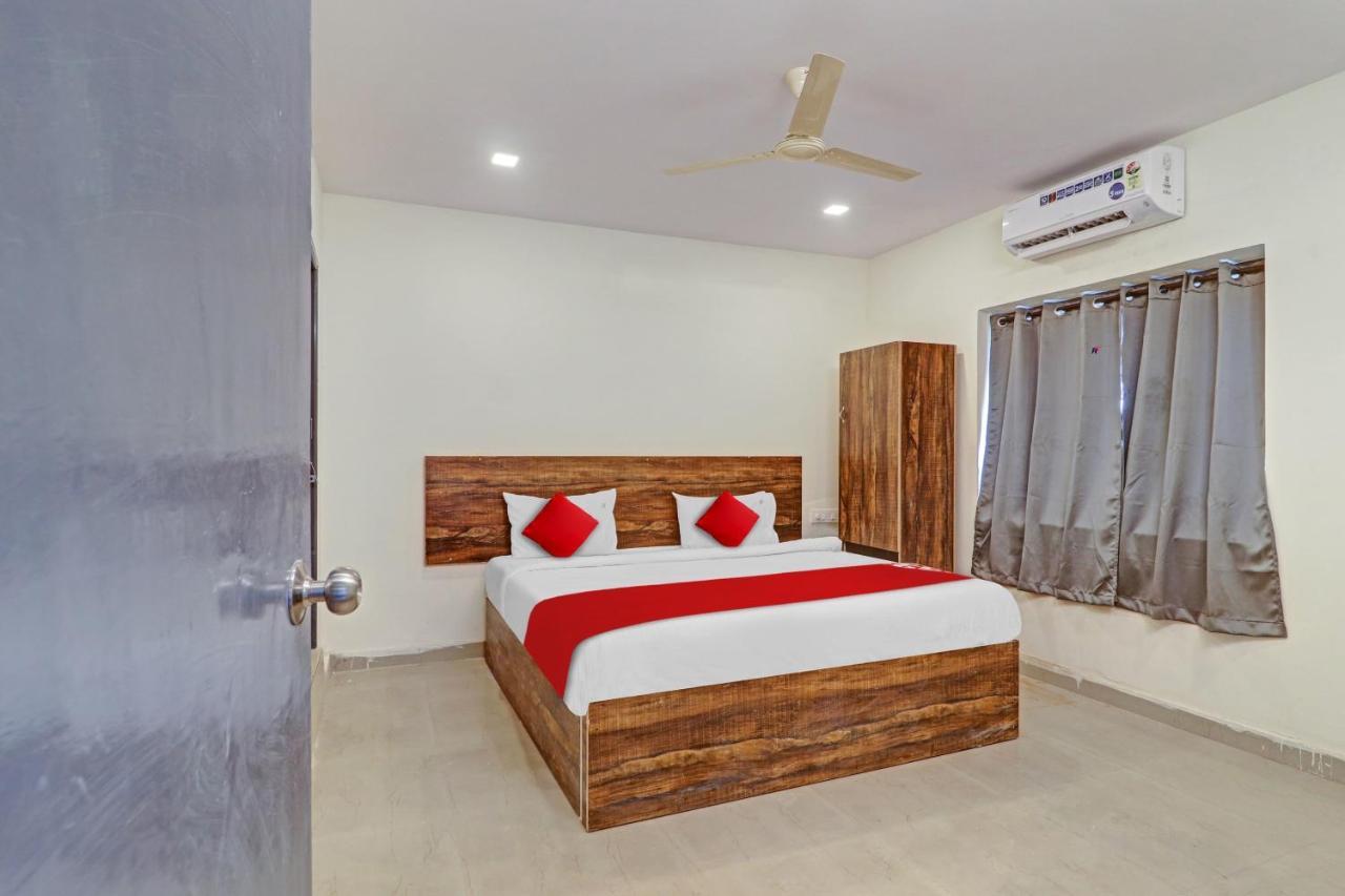 Hotel O R Square Inn Haiderabad Buitenkant foto