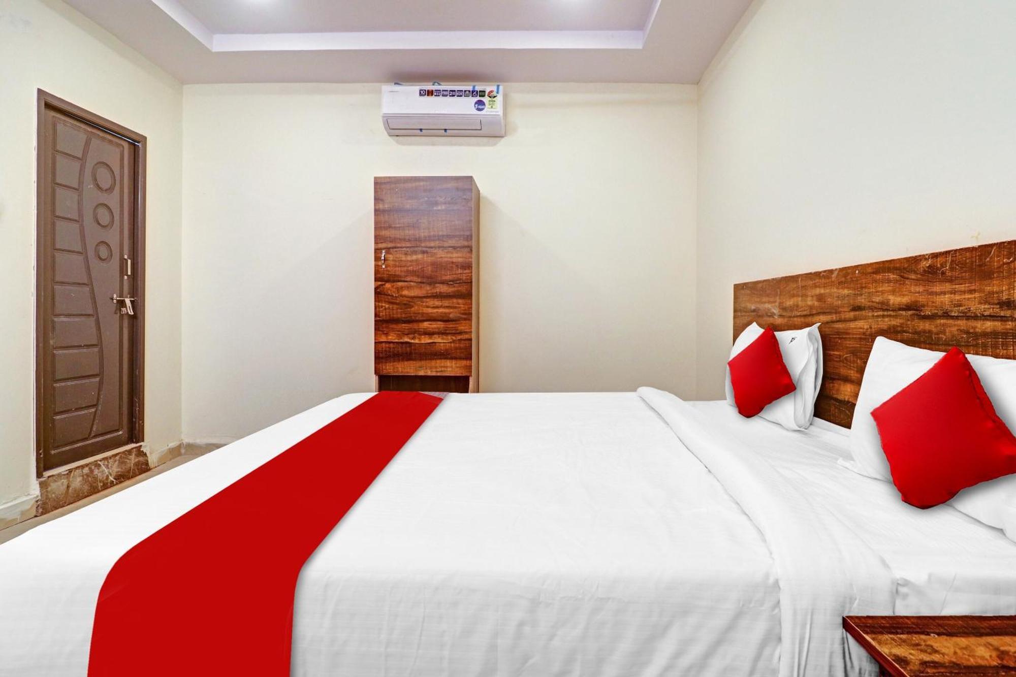 Hotel O R Square Inn Haiderabad Buitenkant foto